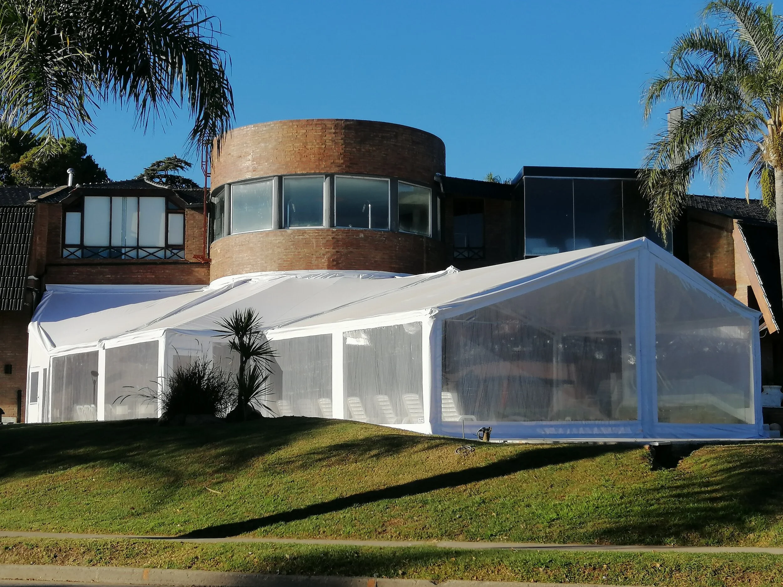Cómo proteger tu piscina del viento y disfrutarla en invierno – Nordelta, Buenos Aires